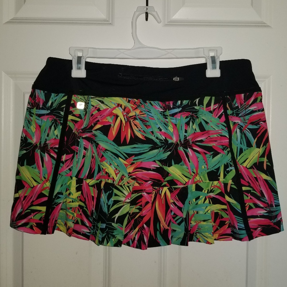 Fabletics skorts. Size Medium NWOT